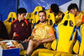 开云体育 -赛地聚焦：葡超冲刺阶段热度飙升，斯图加特豪取连胜，引发热议，资深球员宣示担当的简单介绍