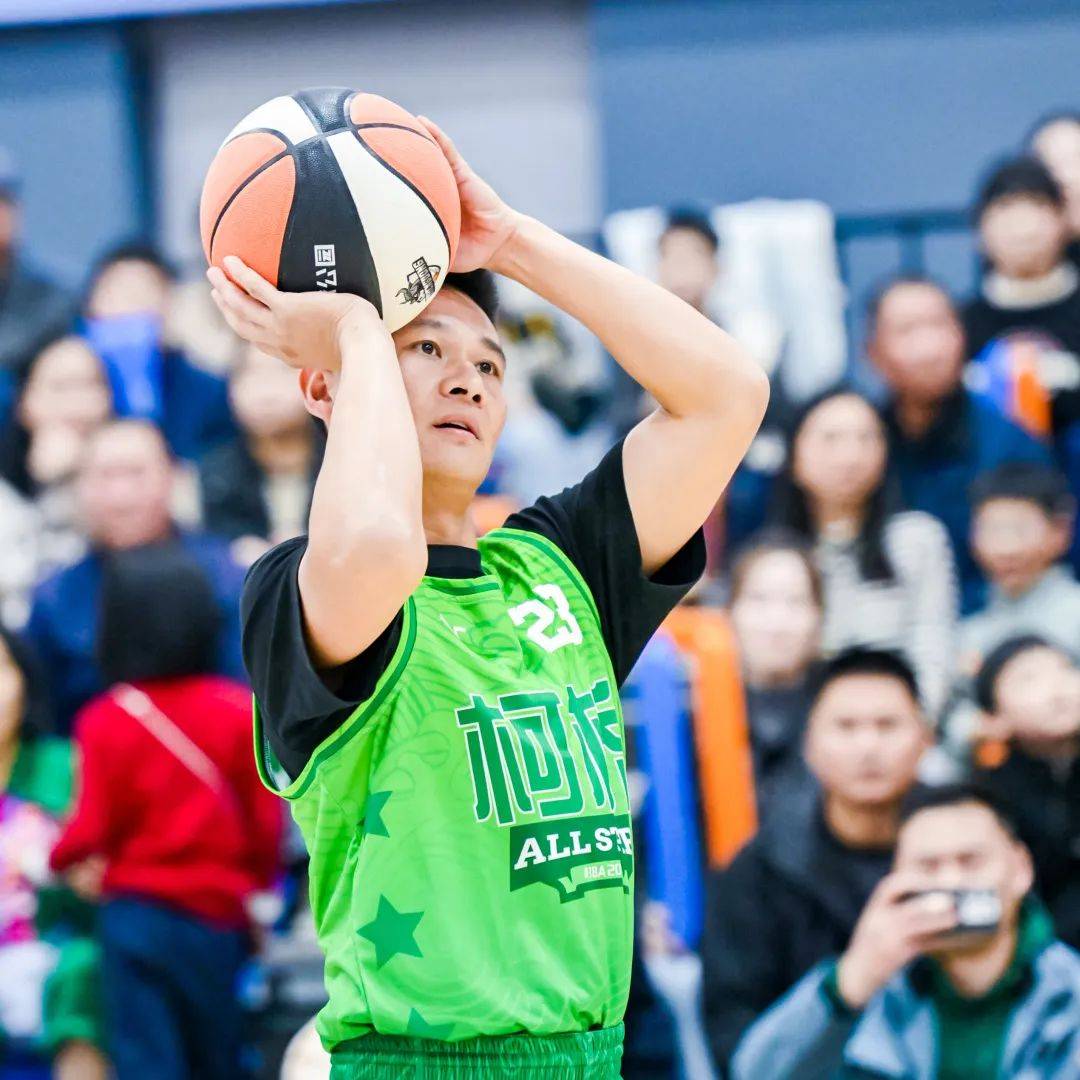 全明星赛赛后走向成谜;北京国安战术微调;赛场秩序良好;资深球员宣示担当 全明星赛赛后走向成谜;北京国安战术微调;赛场秩序良好;资深球员宣示担当